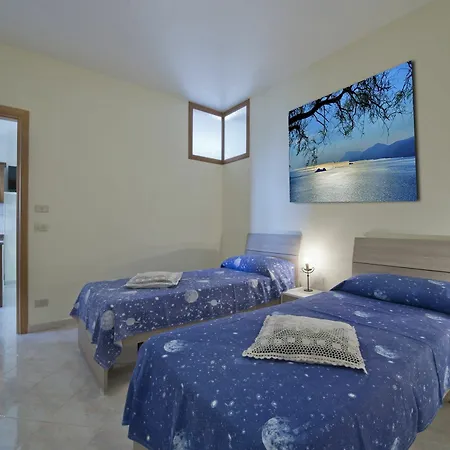 Colle Sant'angelo Apartment *